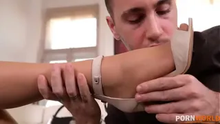 Sexy Milf Satisfies Foot Fetish Desires